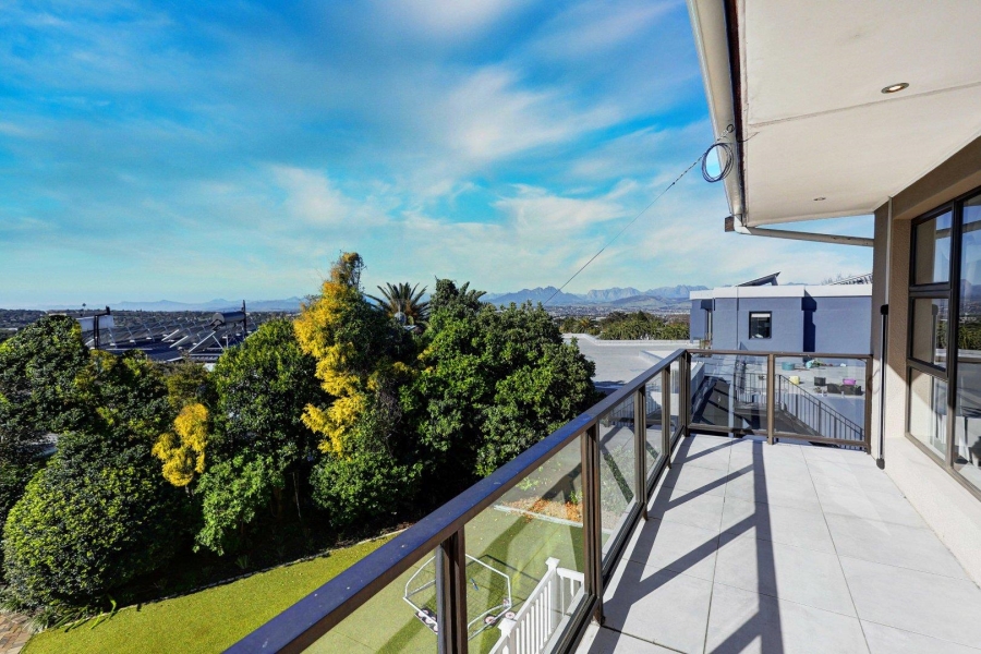 4 Bedroom Property for Sale in Welgemoed Western Cape